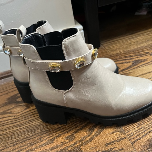 Rhinestone Jeweled Strap Boots Nicole miller - Picture 3 of 4